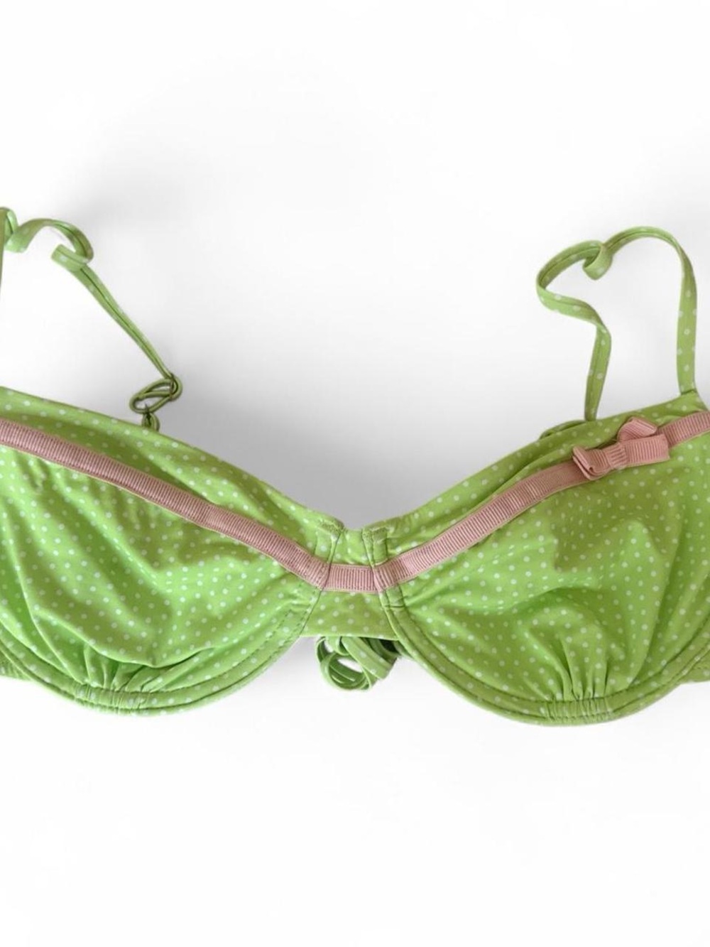 Frankie’s Bikinis Morning Underwire Bikini Top in Snowdrop